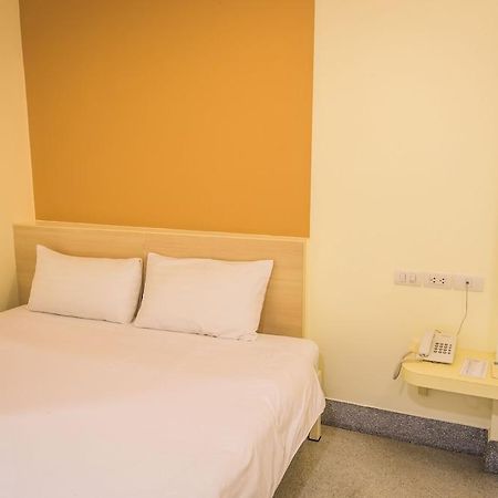 New Suanmali Hotel Банкок Екстериор снимка